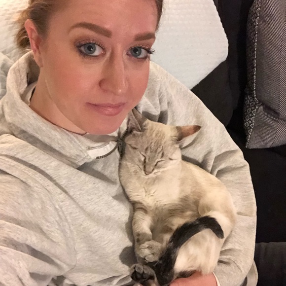 Hi friends! I'm Lily. - Picture 3 of 5